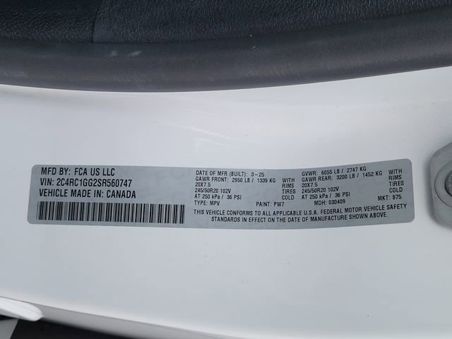Used 2025 Chrysler Pacifica Limited FWD image 21