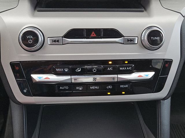 Used 2023 Ford Explorer XLT w/ Equipment Group 202A image 17