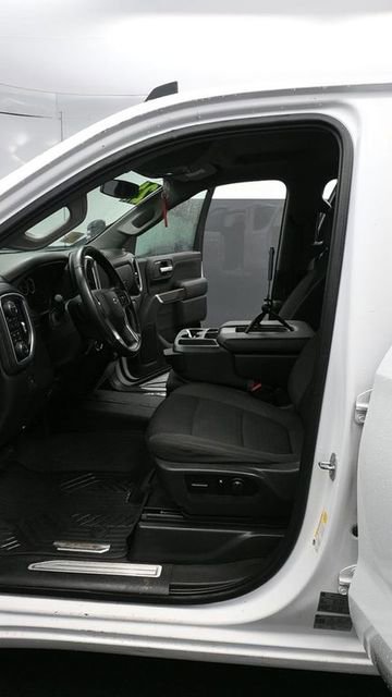 Used 2021 Chevrolet Silverado 1500 RST image 17