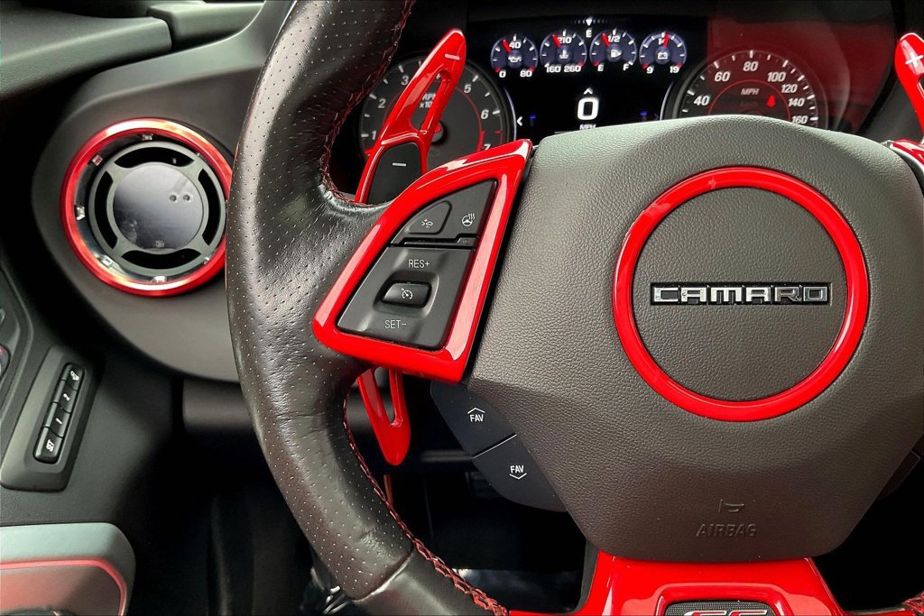 Used 2021 Chevrolet Camaro SS RWD image 10
