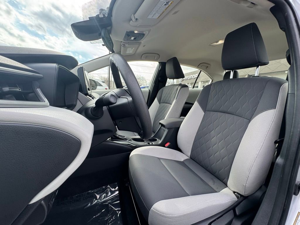 Used 2024 Toyota Corolla LE image 21
