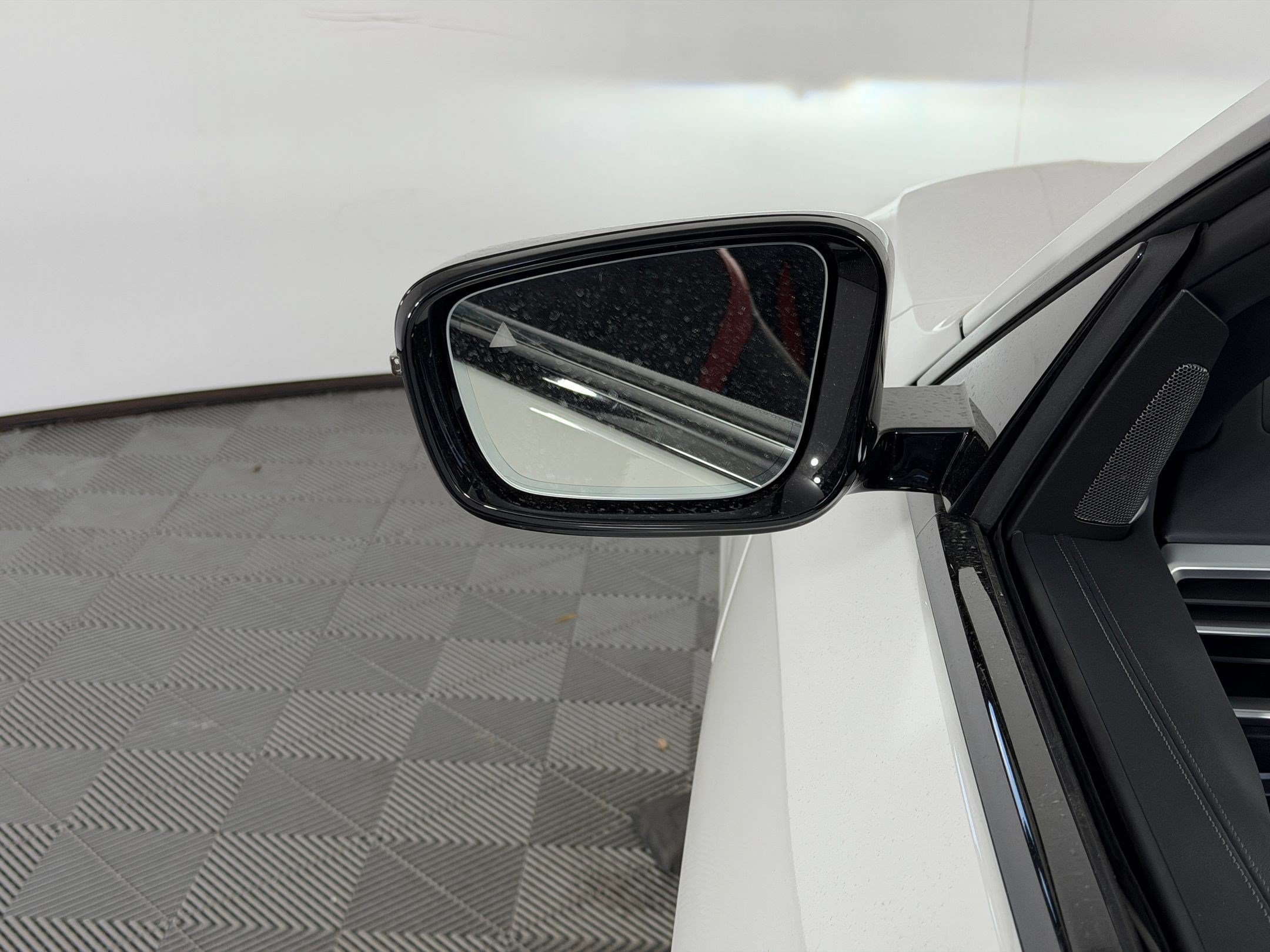 Used 2026 BMW 430i Convertible w/ M Sport Package RWD image 27