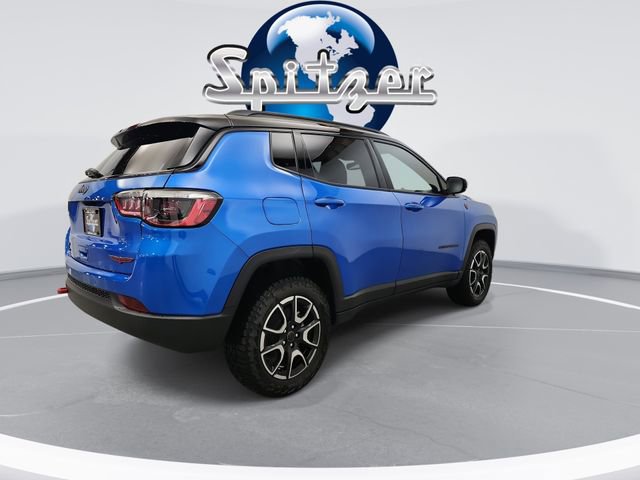 New 2026 Jeep Compass Trailhawk image 9