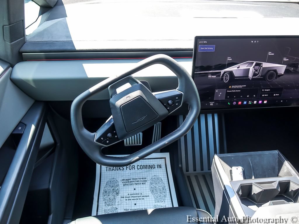 Used 2025 Tesla Cybertruck Cyberbeast AWD/4WD image 16