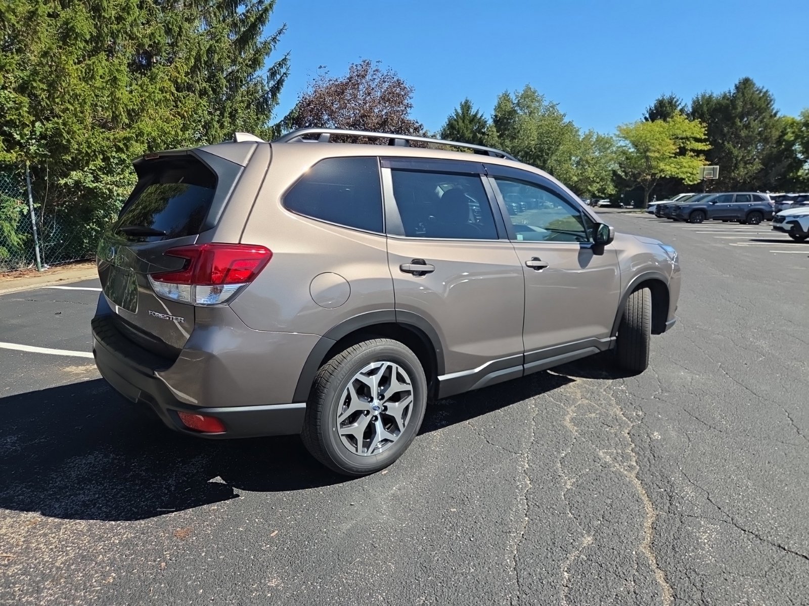 Used 2022 Subaru Forester Premium AWD/4WD image 7