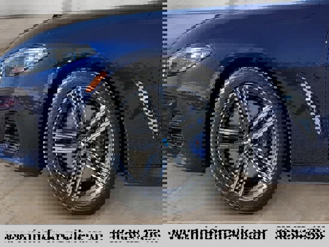 Used 2023 BMW 840i 840i w/ Driving Assistance Package image 9