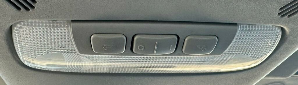 Used 2019 Ford Transit 250 138 image 21