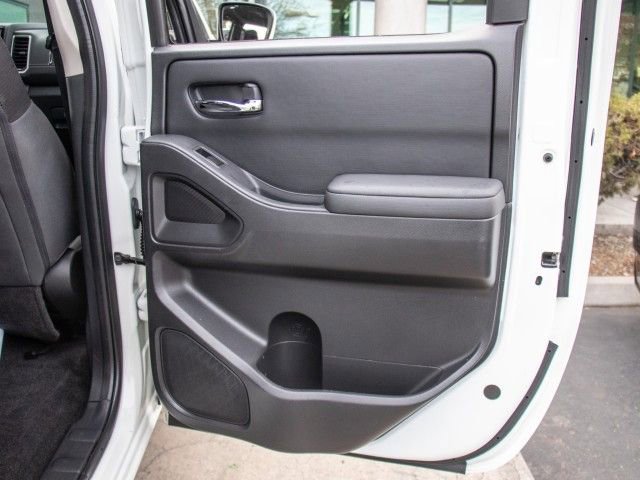 Used 2022 Nissan Frontier SV image 24