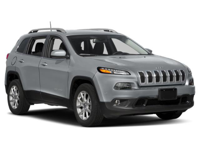 Used 2015 Jeep Cherokee Latitude w/ Cold Weather Group image 9