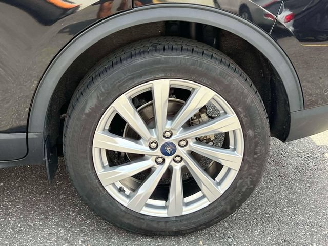 Used 2022 Ford Escape Titanium w/ Titanium Elite Package AWD/4WD image 16