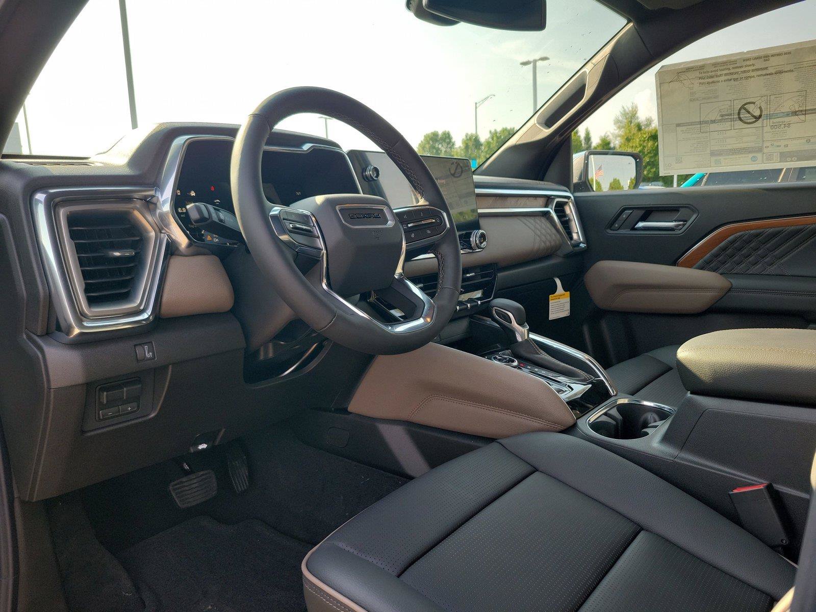 New 2026 GMC Canyon Denali AWD/4WD image 19