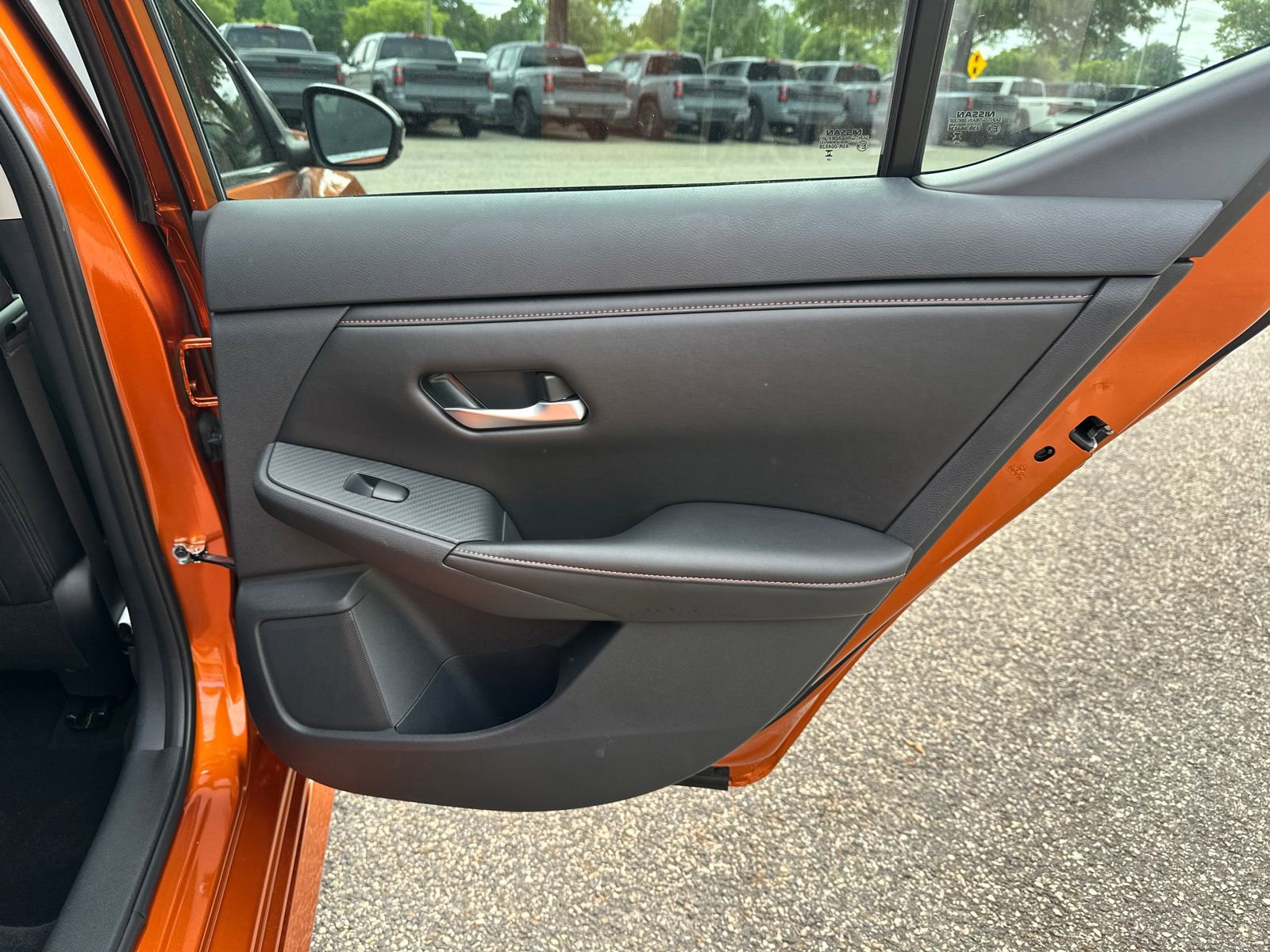 Certified 2025 Nissan Sentra SR w/ SR Premium Package FWD image 14