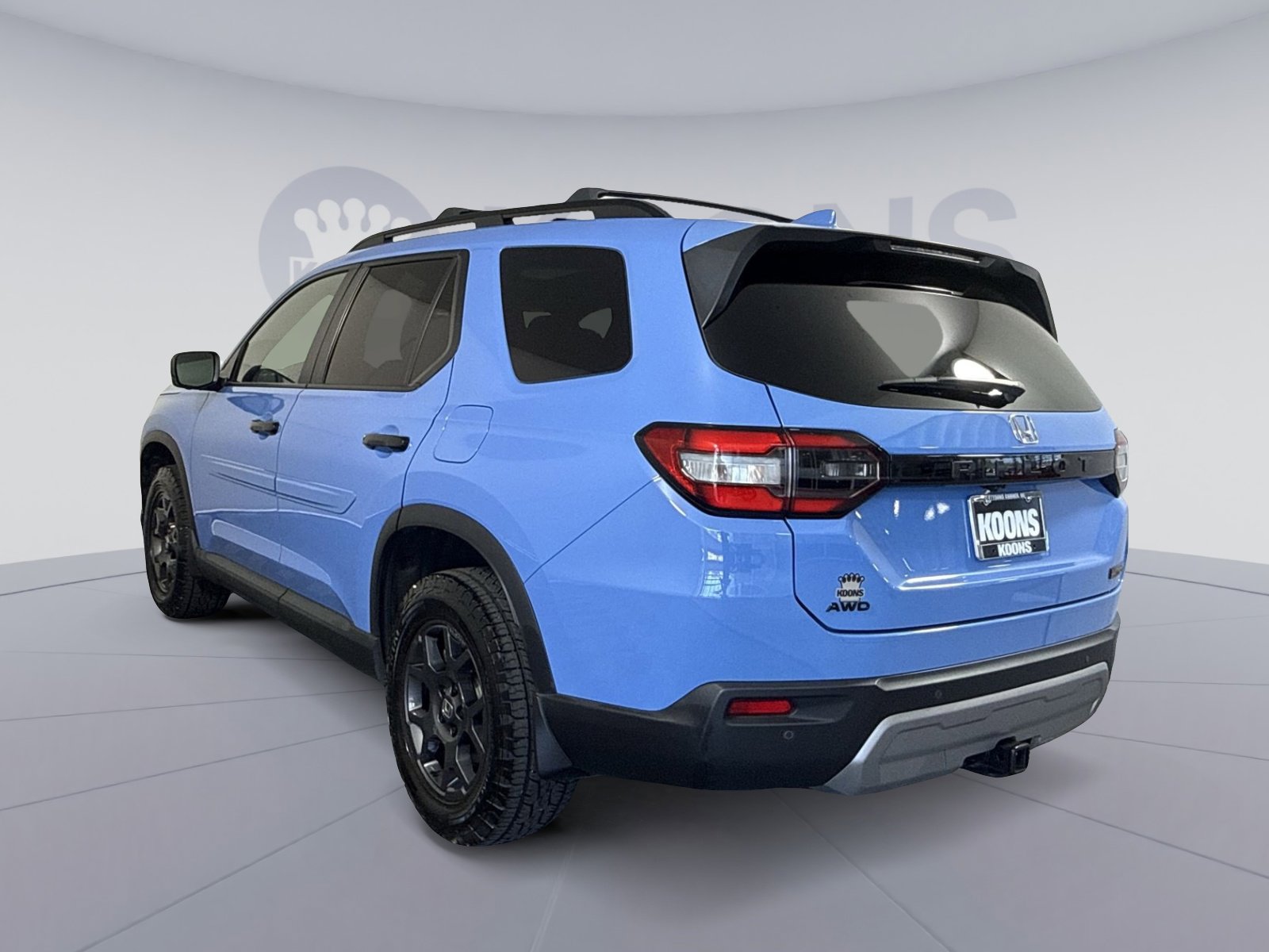 Used 2025 Honda Pilot TrailSport image 4