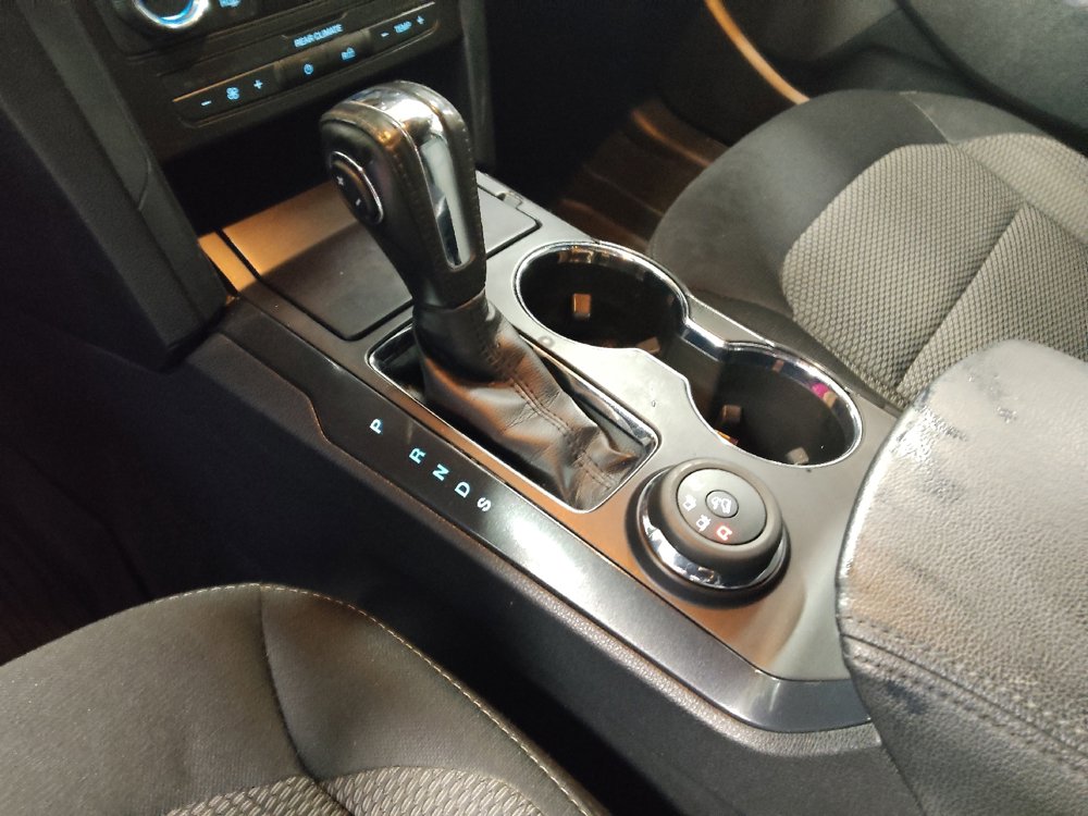 Used 2018 Ford Explorer XLT AWD/4WD image 26