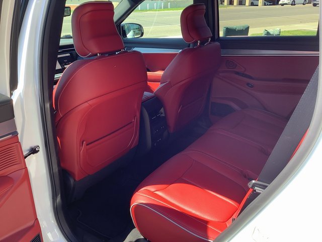 New 2025 Jeep Wagoneer Launch Edition image 26