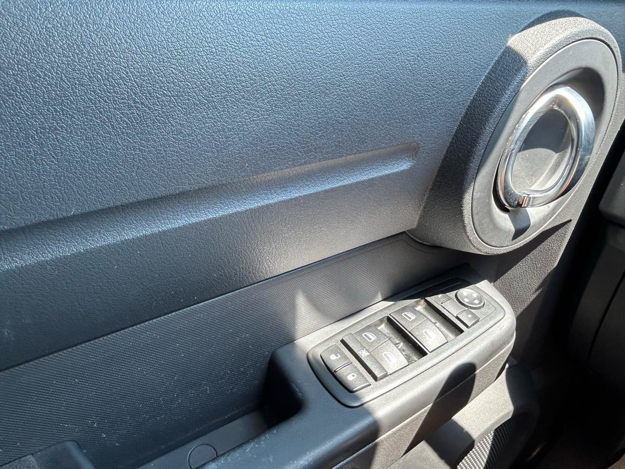 Used 2010 Dodge Nitro SE w/ Popular Equipment Group AWD/4WD image 24