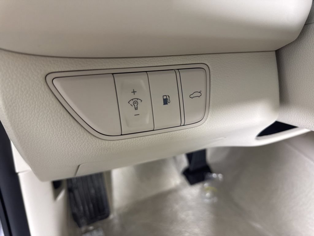 New 2026 Genesis G70 2.5T Prestige AWD/4WD image 12