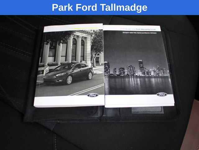 Used 2018 Ford Focus SE w/ SE Appearance Package image 28