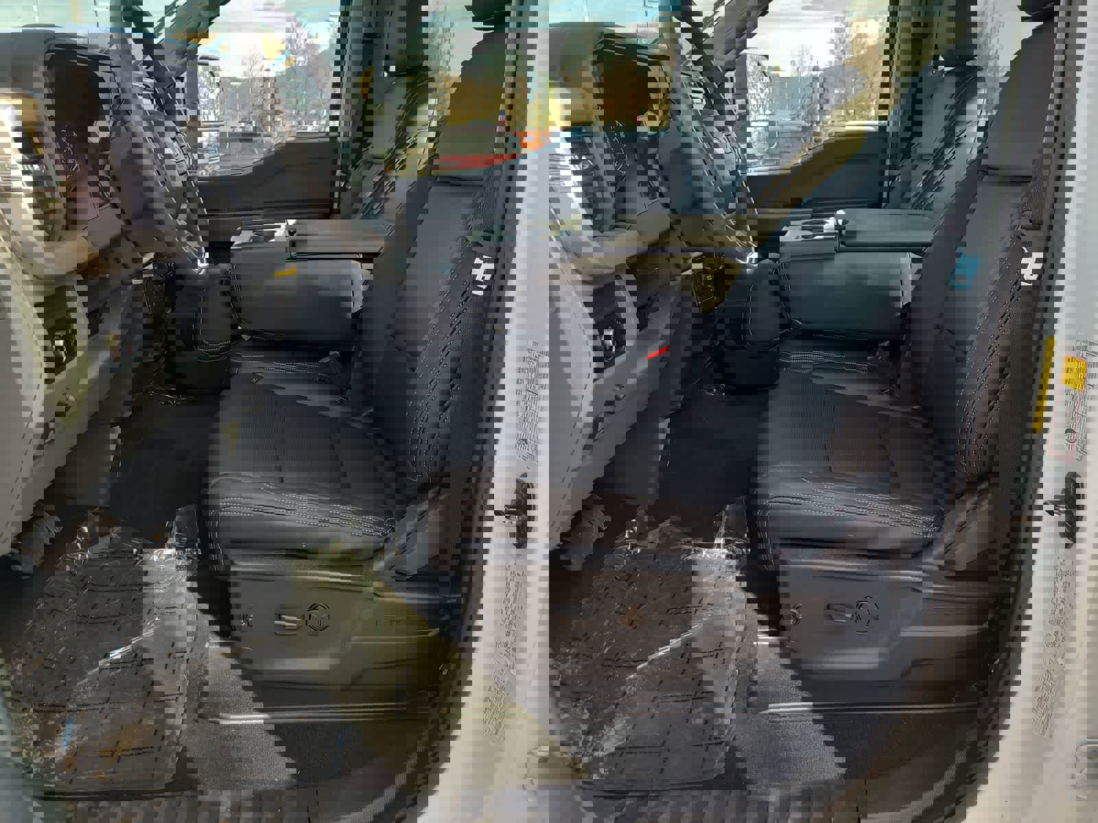 Used 2023 Ford F350 XLT image 19