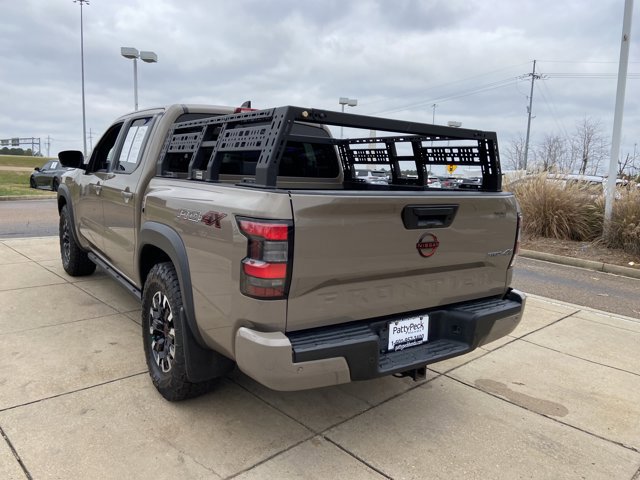Used 2023 Nissan Frontier PRO-4X w/ Pro Convenience Package image 8