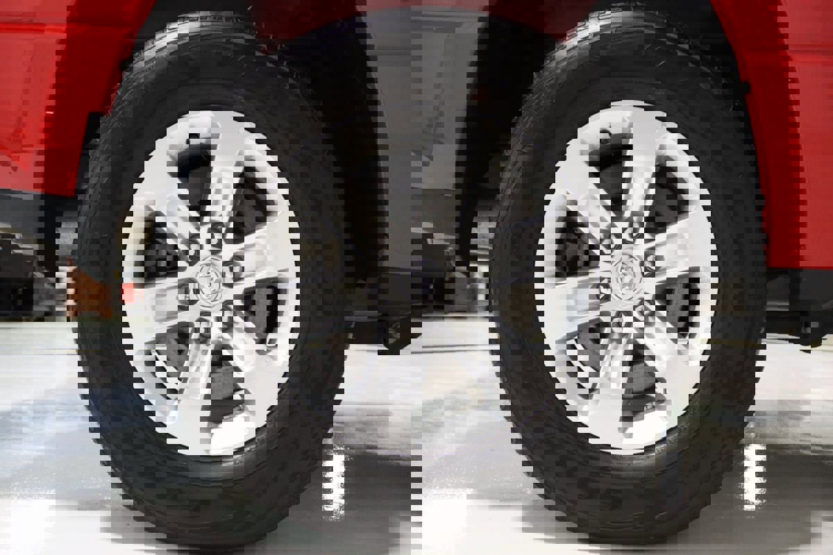 Used 2024 RAM 1500 Laramie image 79