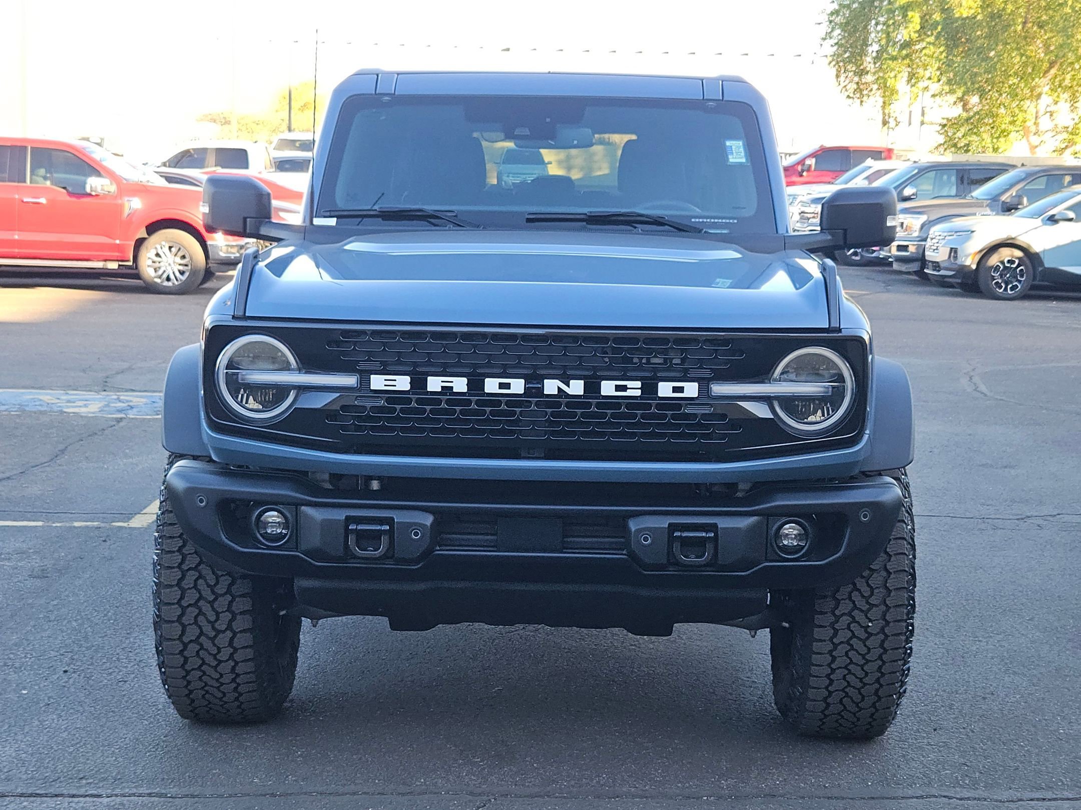 New 2025 Ford Bronco Badlands image 2