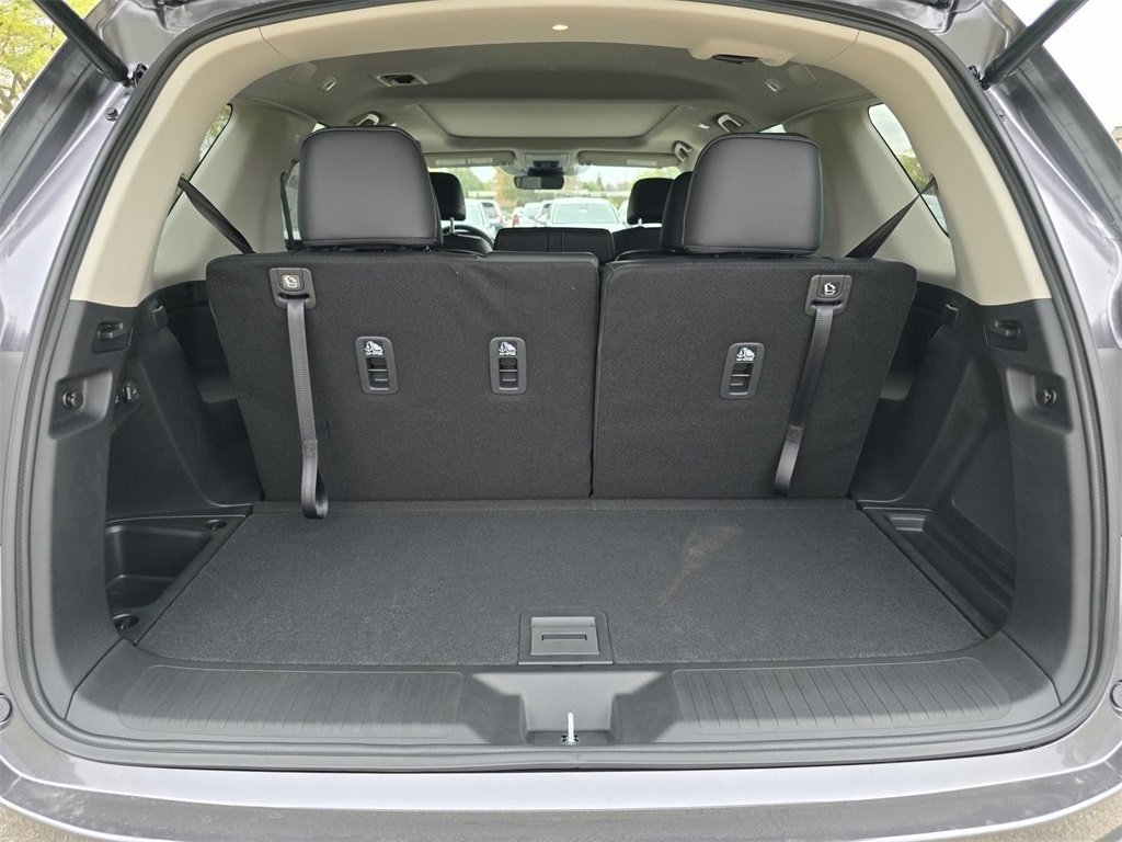 New 2025 Honda Pilot Touring image 23