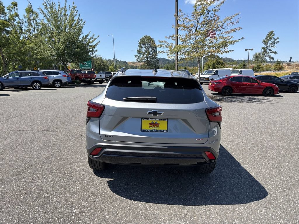 New 2026 Chevrolet Trax RS w/ Driver Confidence Package FWD image 8