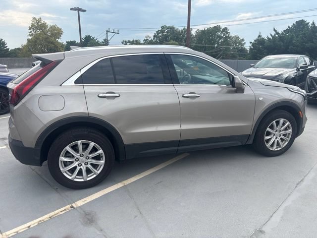 Certified 2023 Cadillac XT4 Luxury w/ Cold Weather Package AWD/4WD image 2