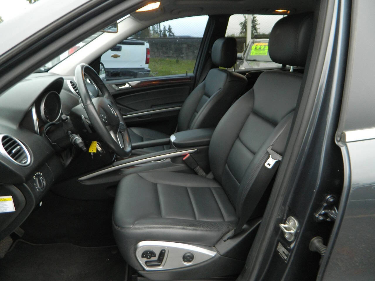 Used 2010 Mercedes-Benz ML 350 BlueTEC 4MATIC image 12