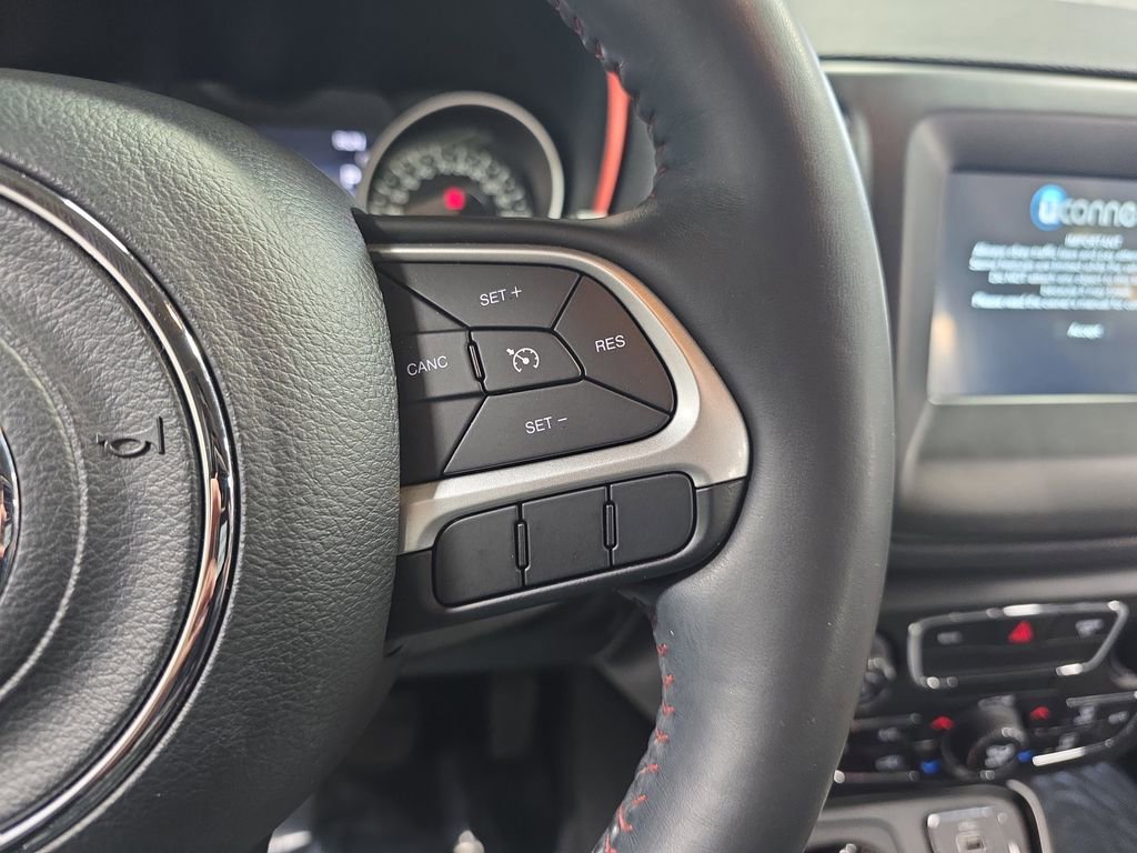 Used 2017 Jeep Compass Trailhawk w/ Cold Weather Group AWD/4WD image 17