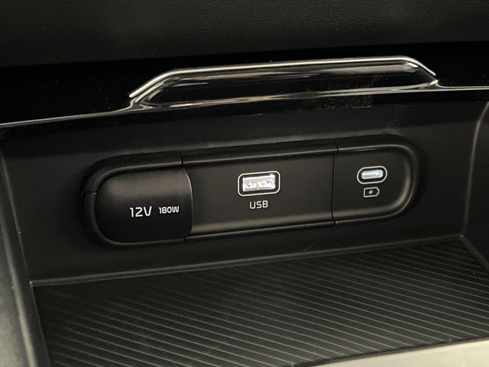 New 2025 Kia Sportage LX image 33