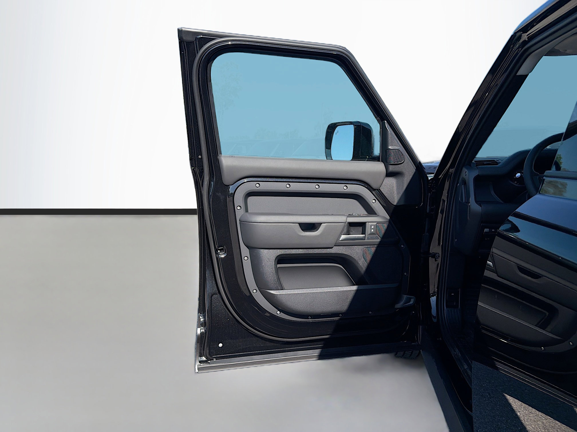 New 2026 Land Rover Defender 110 X-Dynamic SE image 21