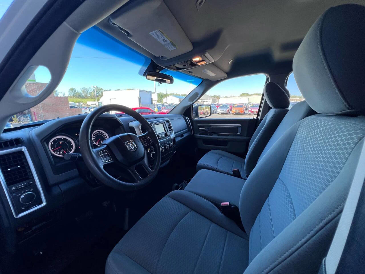 Used 2019 RAM 1500 Classic SLT AWD/4WD image 12