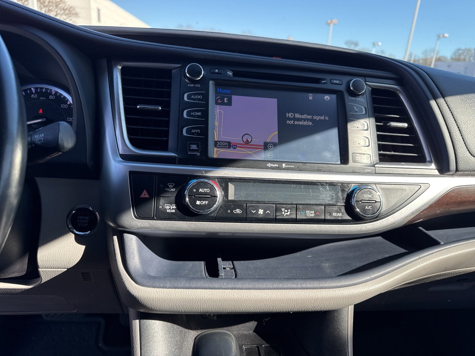 Used 2014 Toyota Highlander Limited image 20