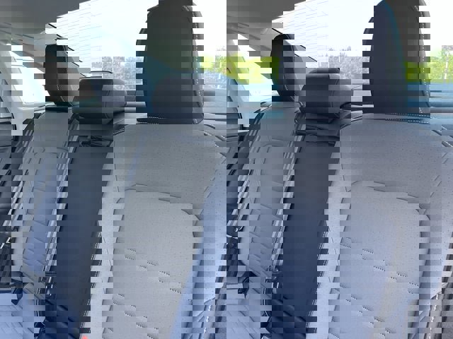 New 2025 Volkswagen Jetta SE image 36