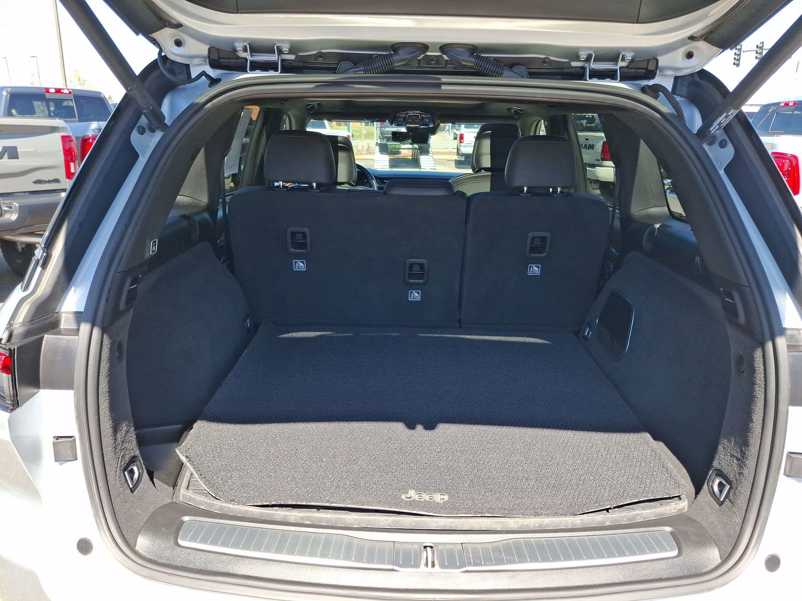 Certified 2022 Jeep Grand Cherokee Summit image 24