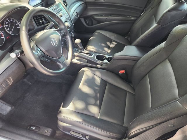 Used 2018 Acura ILX FWD image 13