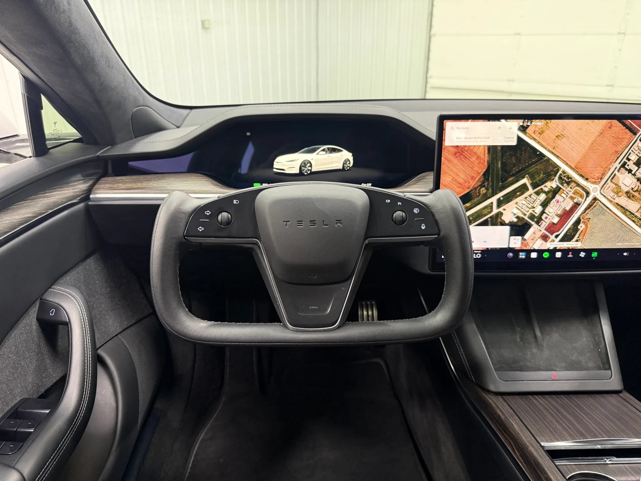 Used 2022 Tesla Model S Standard Range AWD/4WD image 19