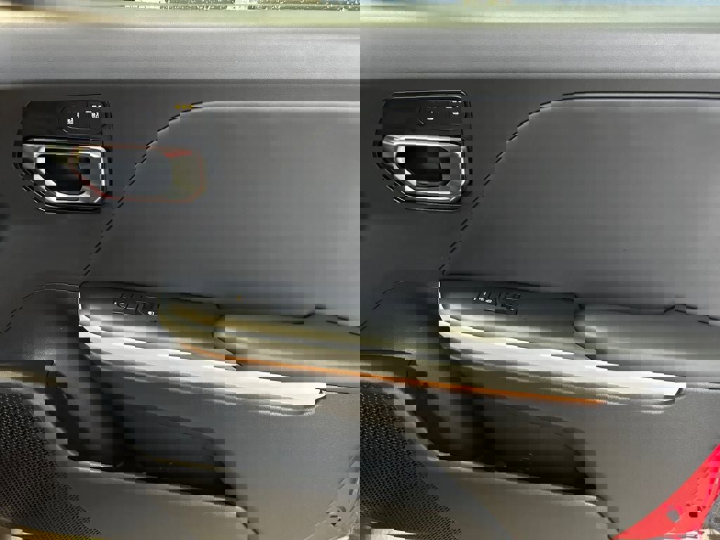 Used 2025 Kia K4 GT-Line Turbo image 25