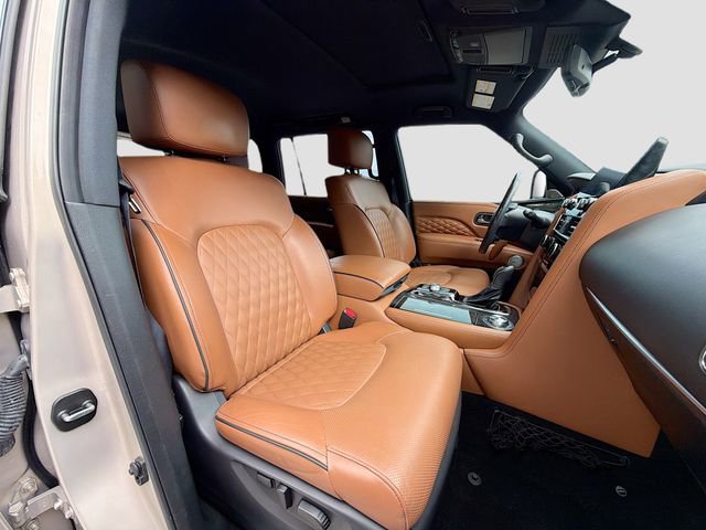 Used 2023 INFINITI QX80 Sensory w/ All-Season Package image 16