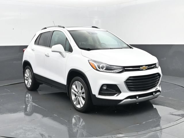 Used 2020 Chevrolet Trax Premier w/ LPO, Protection Package AWD/4WD image 3