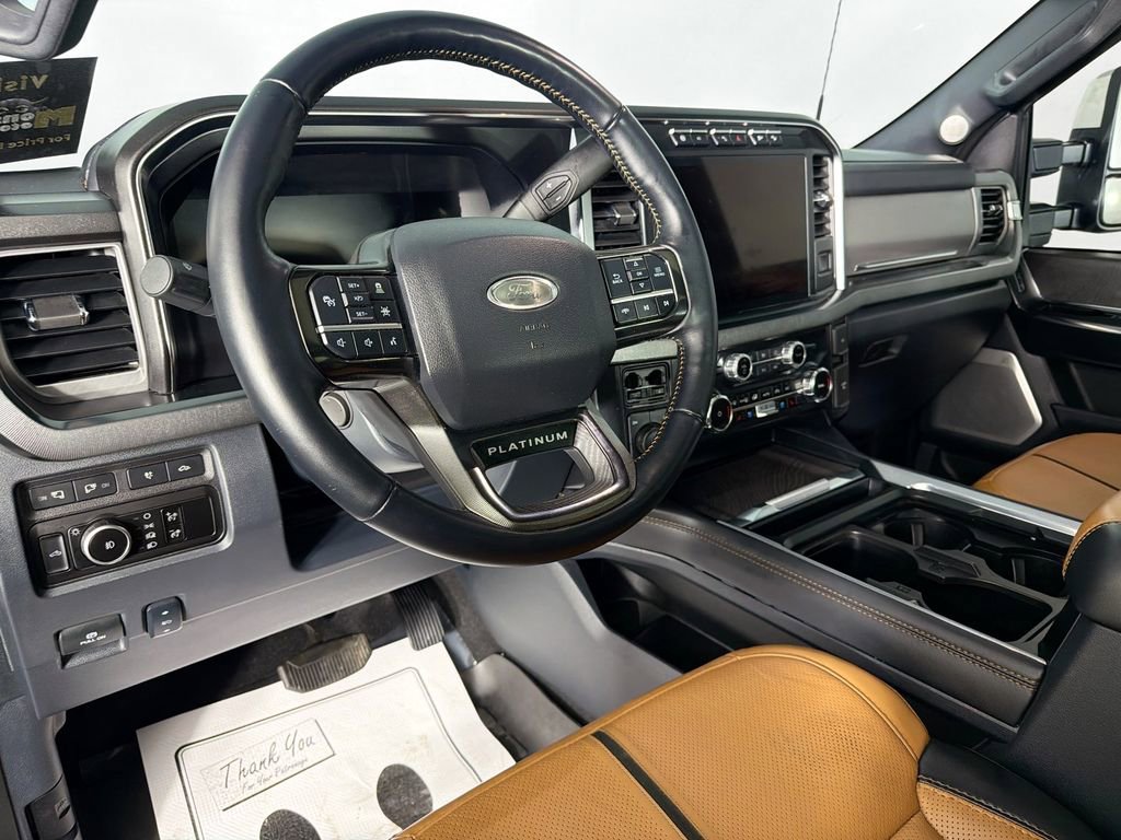 Used 2024 Ford F250 Platinum AWD/4WD image 9