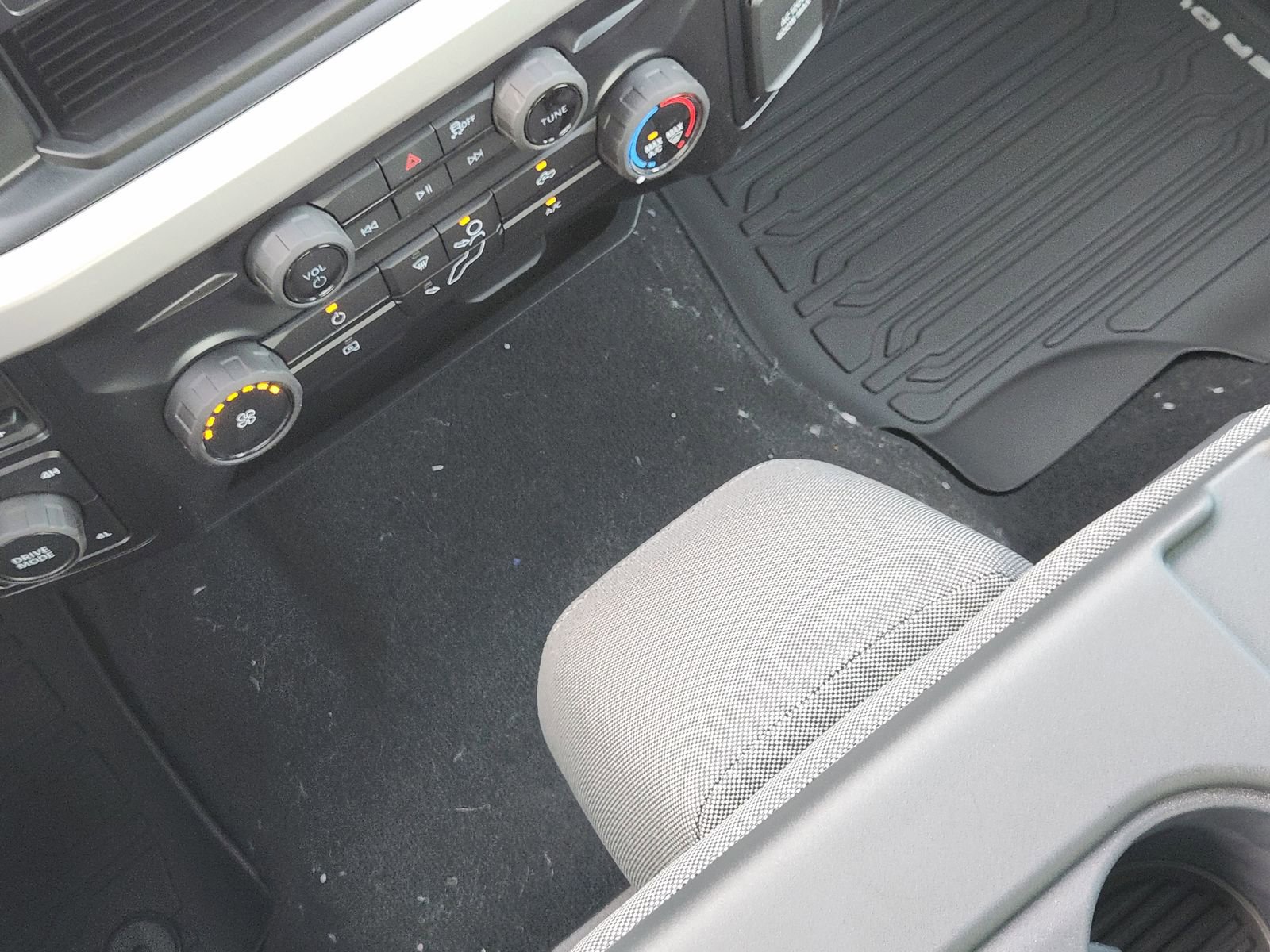 New 2026 Ford F250 XL w/ STX Appearance Package image 18