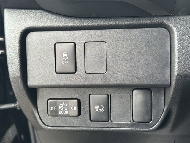Certified 2023 Toyota Tacoma SR5 w/ Technology Package AWD/4WD image 24