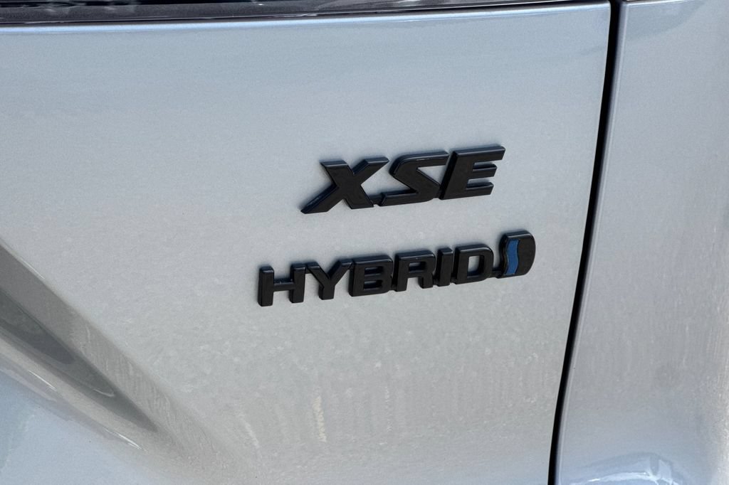 Certified 2024 Toyota Corolla Cross AWD Hybrid w/ Convenience Package image 27