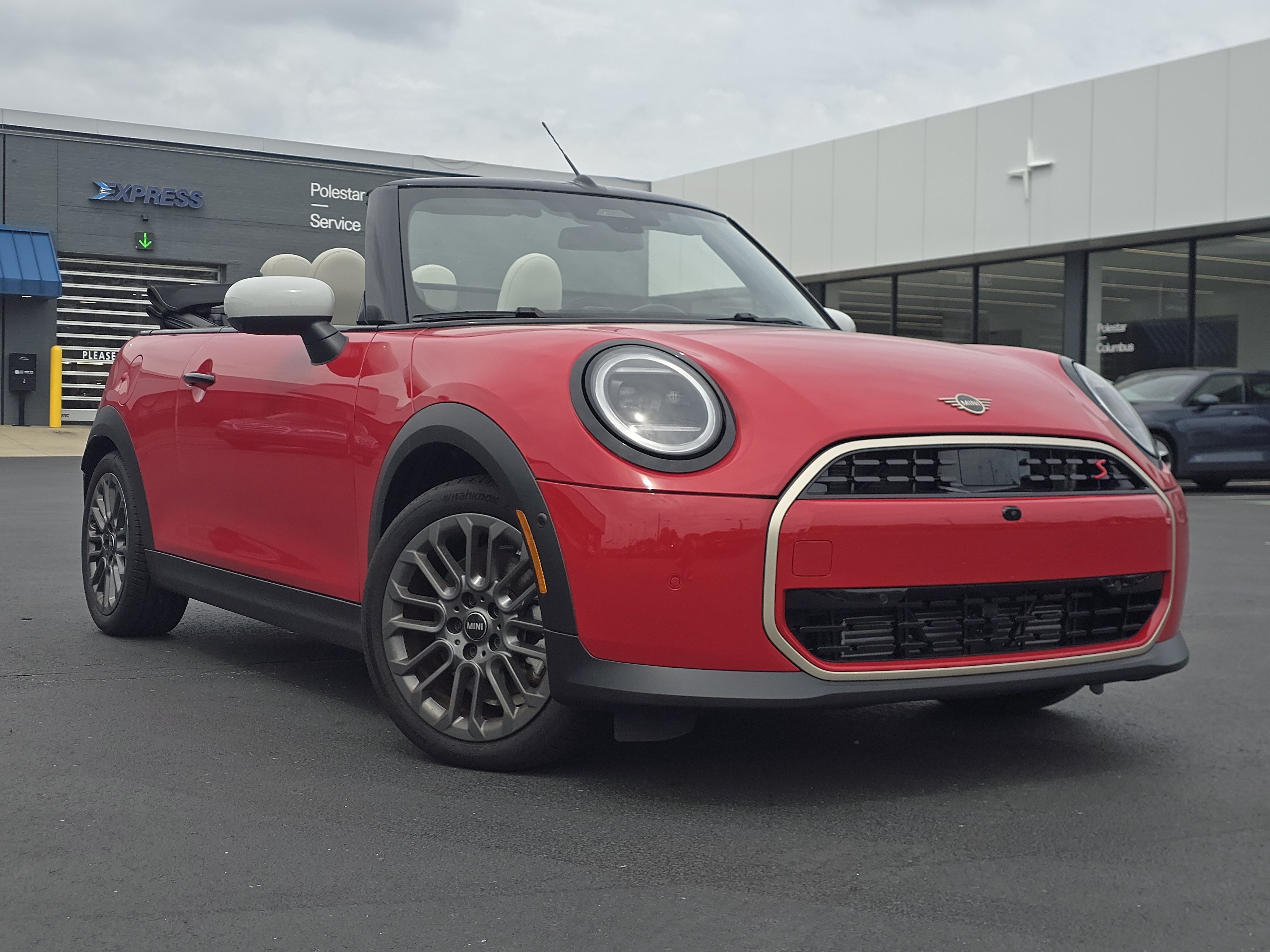 Used 2025 MINI Cooper S FWD image 9