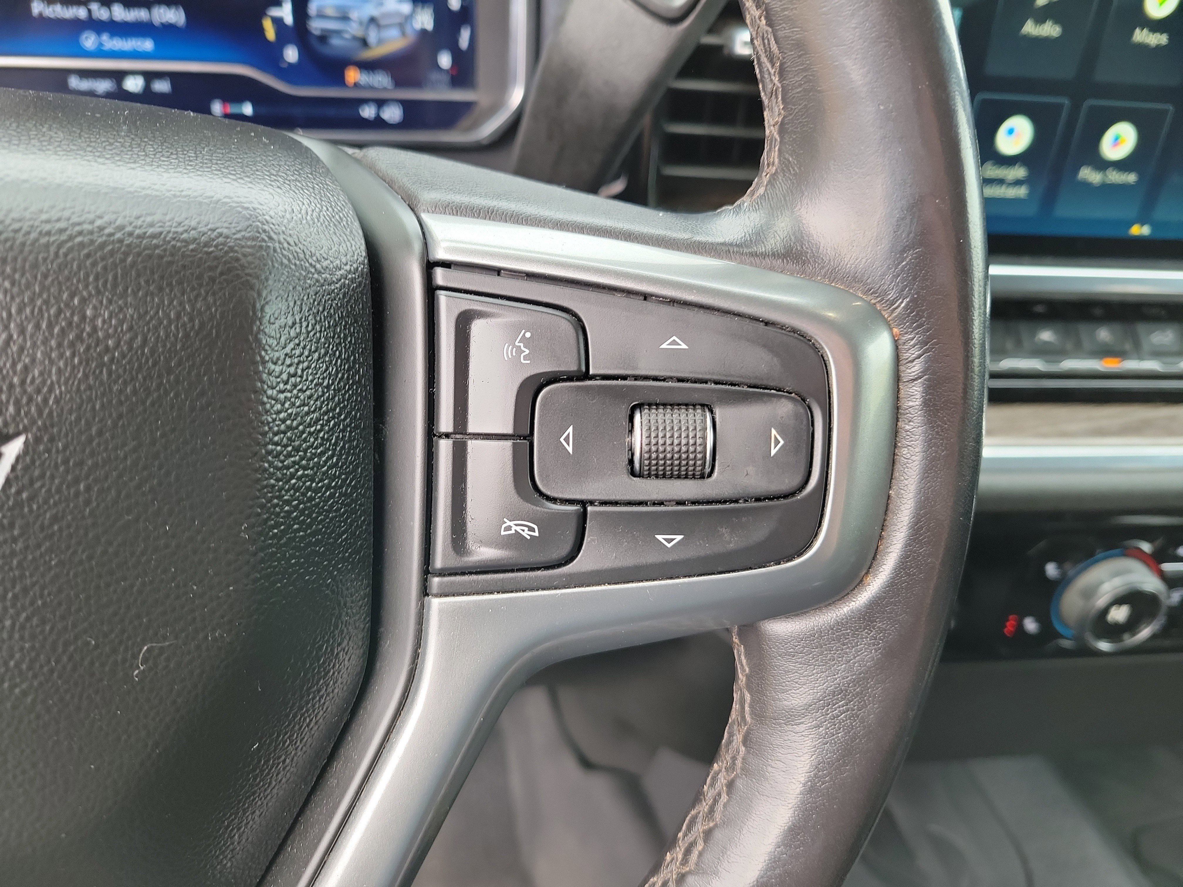 Used 2022 Chevrolet Silverado 1500 RST w/ LPO, Dark Essentials Package image 15