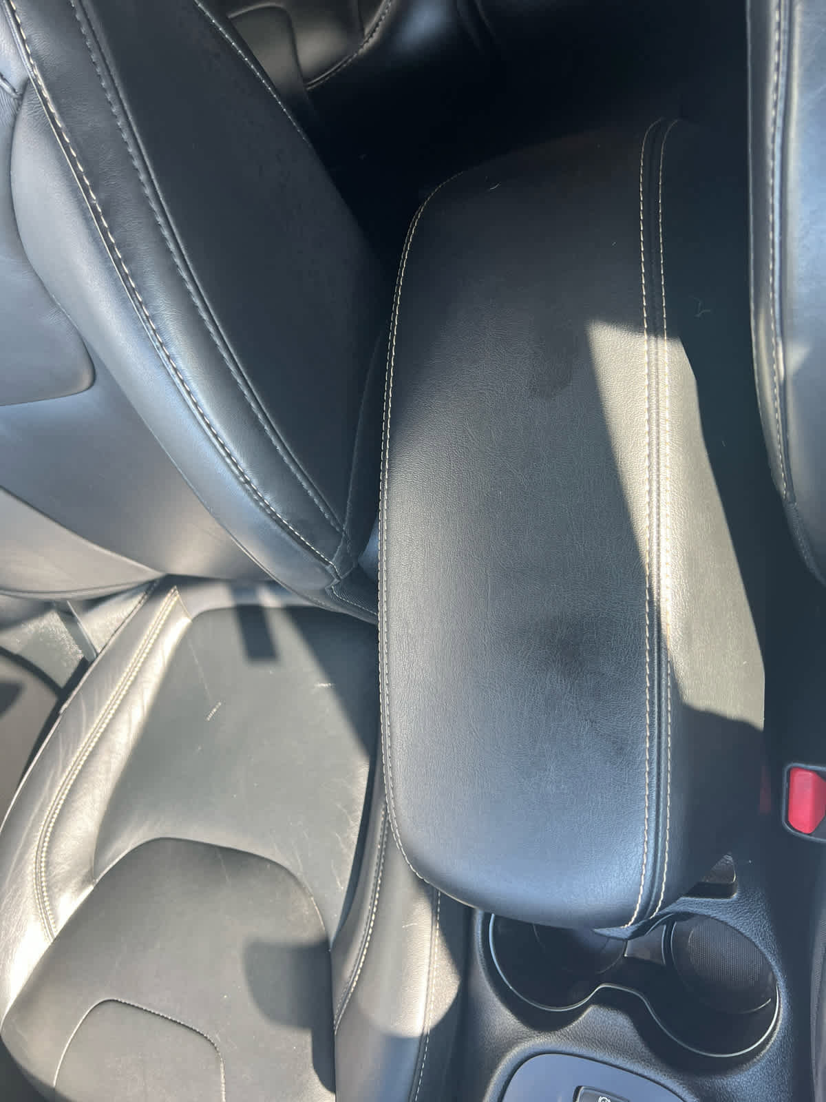 Used 2018 Jeep Cherokee Limited image 32