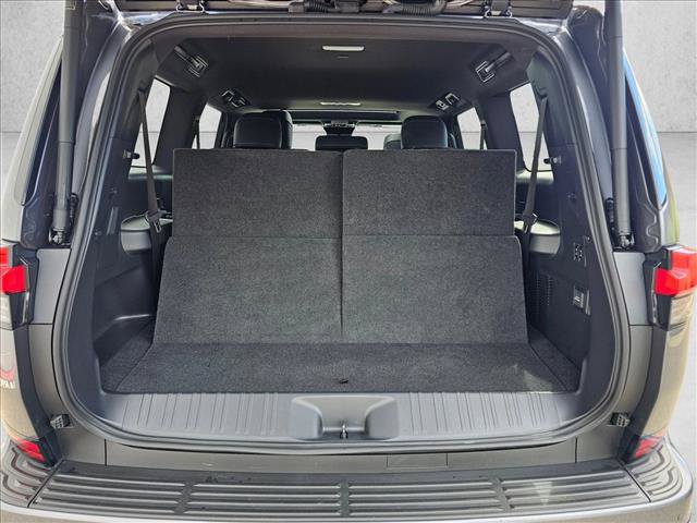 Used 2025 Lexus GX 550 w/ Cold Area Package AWD/4WD image 13